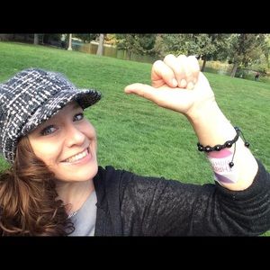 Meet your Posher, Angela